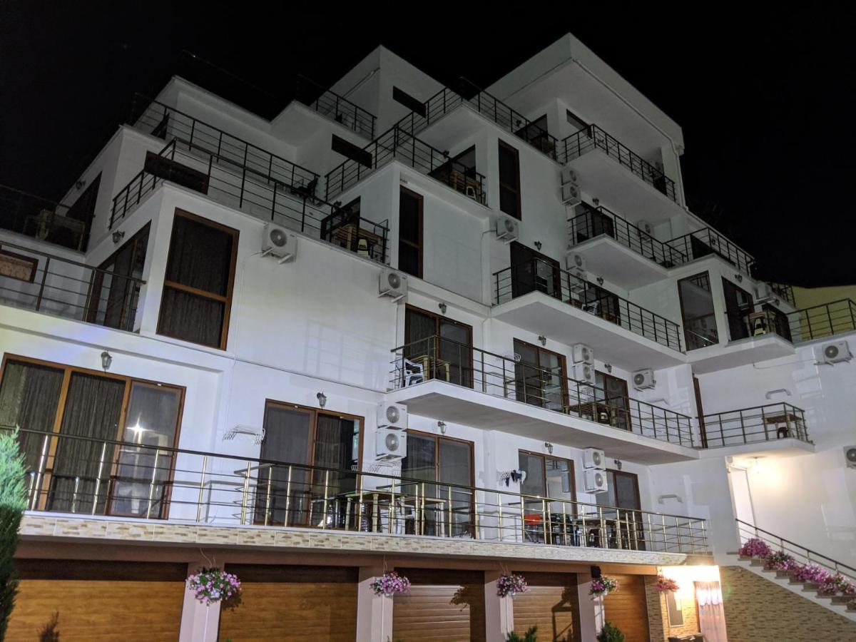 Villa Dinastiya Zatoka Bagian luar foto